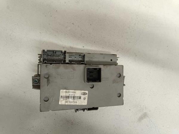 BOITE A FUSIBLE PEUGEOT BOXER/ CITROEN JUMPER/ FIAT DUCATO - Vue 2